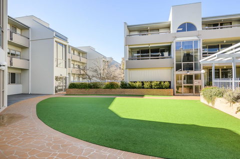 Accommodate Canberra - The Summit - Accommodation Melbourne 4