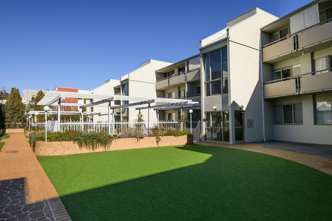 Accommodate Canberra - The Summit - Accommodation Melbourne 3
