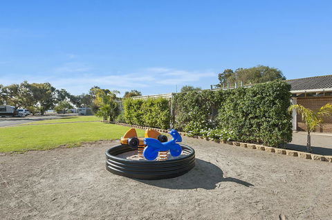 Port Broughton Tourist Park - Melbourne 4u 6