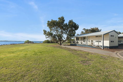 Port Broughton Tourist Park - Melbourne 4u 32