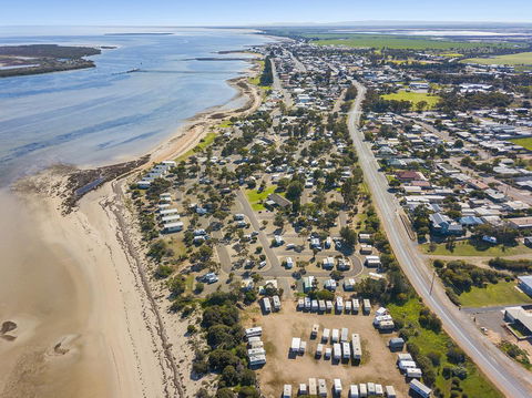 Port Broughton Tourist Park - Melbourne 4u 0