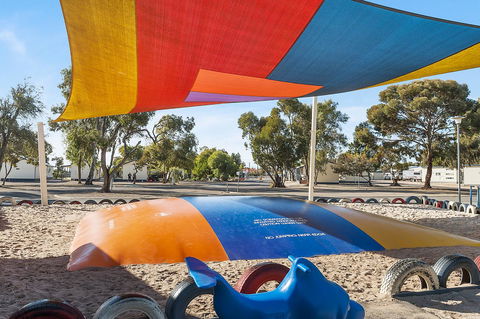 Port Broughton Tourist Park - Melbourne 4u 1