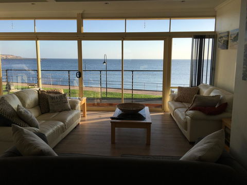 Crystal Blue Apartment - Accommodation Melbourne 6