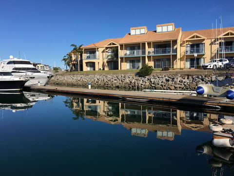 Marina Hotel - Melbourne 4u 35