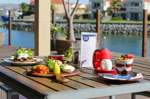 Marina Hotel - Melbourne 4u 40