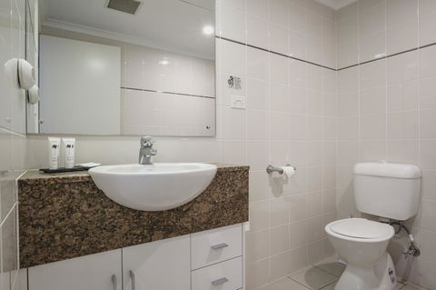Marina Hotel - Melbourne 4u 13