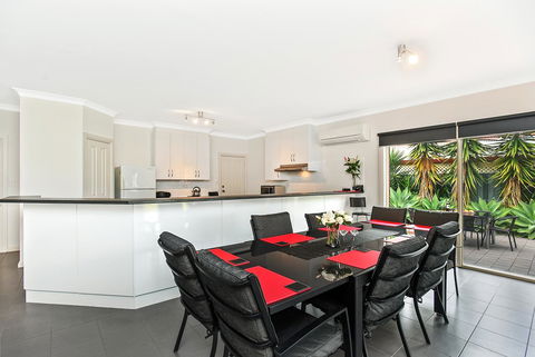 'The Hidden Diamond' - Normanville - Accommodation Melbourne 12