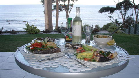 Mollymook Beach Waterfront - Accommodation Melbourne 3