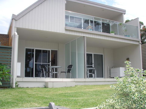 Mollymook Beach Waterfront - Accommodation Melbourne 14