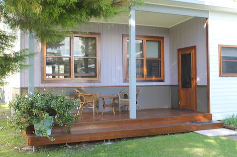\'Point Break\' Your Waterfront Break At The Point - Accommodation Melbourne 2