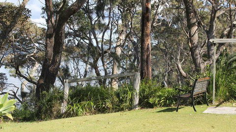\'Point Break\' Your Waterfront Break At The Point - Accommodation Melbourne 13