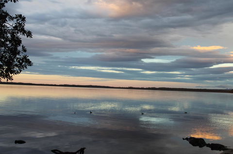 \'Point Break\' Your Waterfront Break At The Point - Accommodation Melbourne 1
