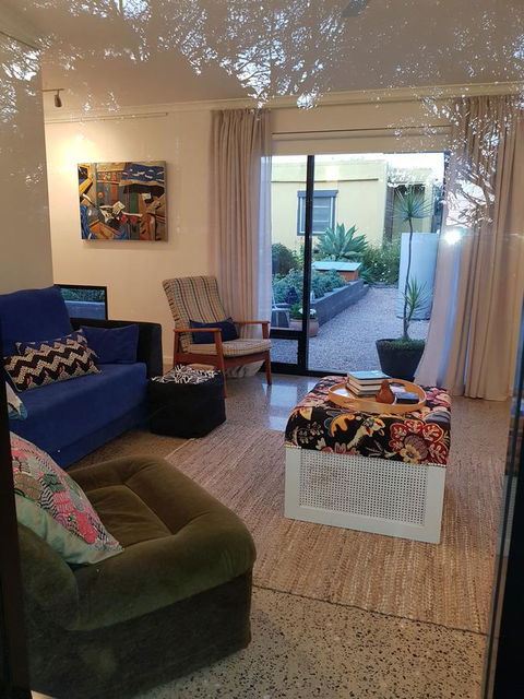 Sinclair Eco House - Accommodation Melbourne 10