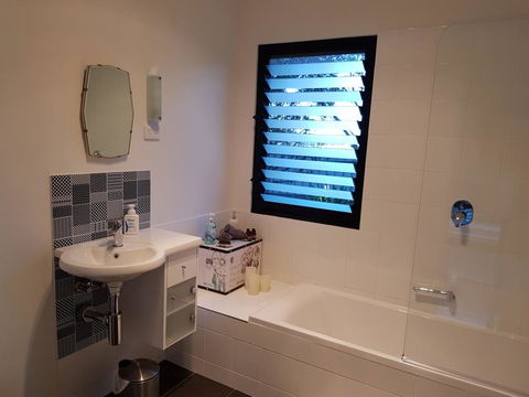 Sinclair Eco House - Accommodation Melbourne 25