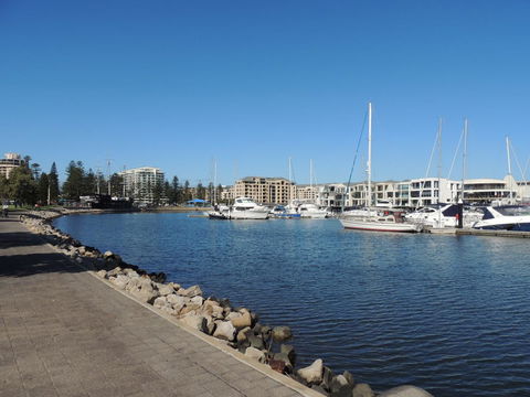 Glenelg - Marina Retreat - Melbourne 4u 4