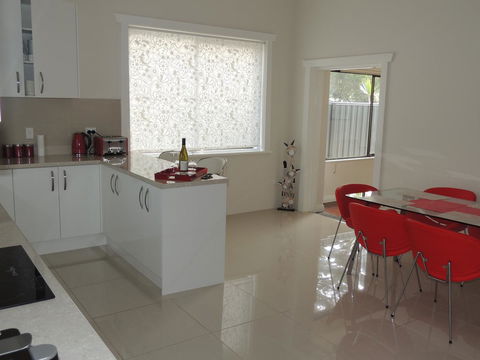 Glenelg - Marina Retreat - Melbourne 4u 10
