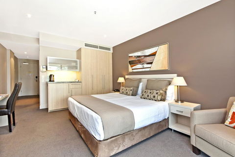 Glenelg Beach Studio - Melbourne 4u 12