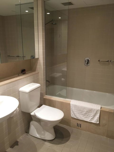 Glenelg Beach Studio - Melbourne 4u 4