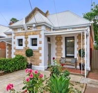 A Rose by the Park - Accommodation Melbourne