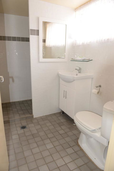 Ardeanal Motel - Accommodation Melbourne 10