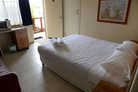 Ardeanal Motel - Accommodation Melbourne 17