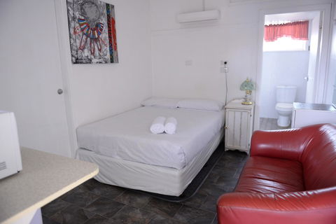 Ardeanal Motel - Accommodation Melbourne 26