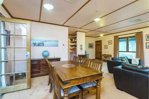 Rustic On 13th - Accommodation Melbourne 7