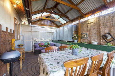 Rustic On 13th - Accommodation Melbourne 9