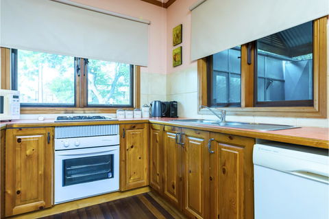 Rustic On 13th - Accommodation Melbourne 6