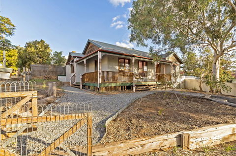 Rustic On 13th - Accommodation Melbourne 1