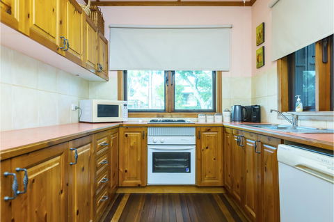 Rustic On 13th - Accommodation Melbourne 5