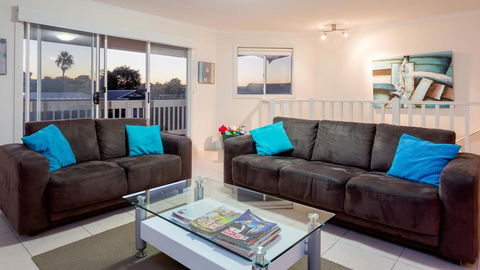 Rocks Beach House Victor Harbor - Accommodation Melbourne 5