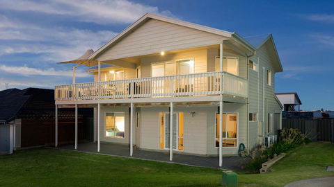 Rocks Beach House Victor Harbor - Accommodation Melbourne 4