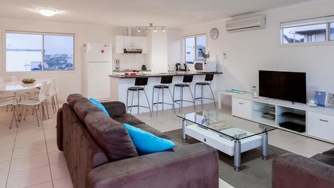 Rocks Beach House Victor Harbor - Accommodation Melbourne 2