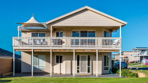 Rocks Beach House Victor Harbor - Accommodation Melbourne 9