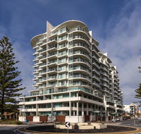 Oaks Liberty Towers - Accommodation Melbourne