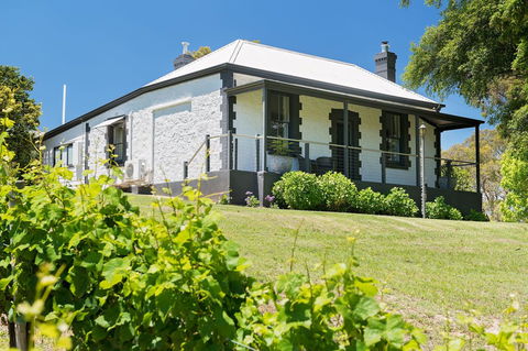 The Other House - Melbourne 4u 1