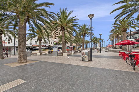 Glenelg Seaside Apartment - Accommodation Melbourne 8