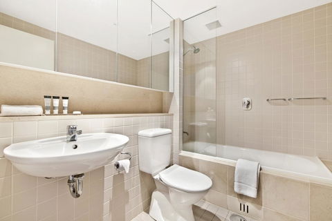 Glenelg Seaside Apartment - Accommodation Melbourne 12