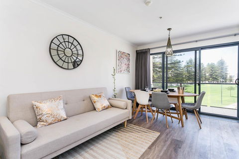 Heart Of Glenelg BnB - Accommodation Melbourne 10