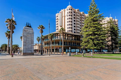 Heart Of Glenelg BnB - Accommodation Melbourne 25