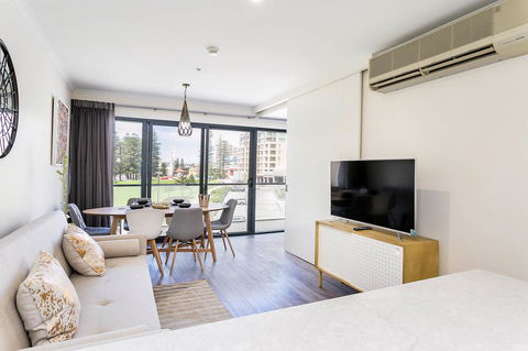 Heart Of Glenelg BnB - Accommodation Melbourne 8
