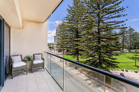 Heart Of Glenelg BnB - Accommodation Melbourne 12