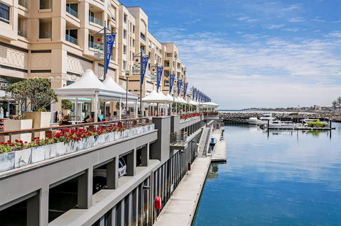 Heart Of Glenelg BnB - Accommodation Melbourne 21