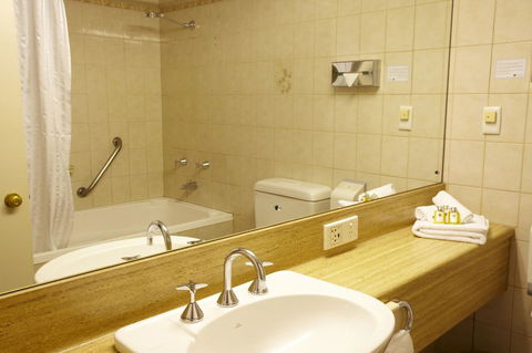 Comfort Hotel Adelaide Meridien - Accommodation Melbourne 12