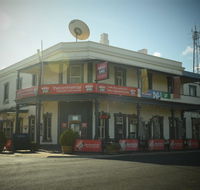 Commercial Hotel Morgan - Accommodation Melbourne