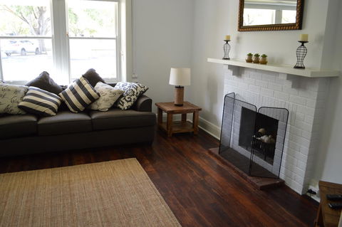 Two Cow Cottage Bed & Breakfast - Accommodation Melbourne 27