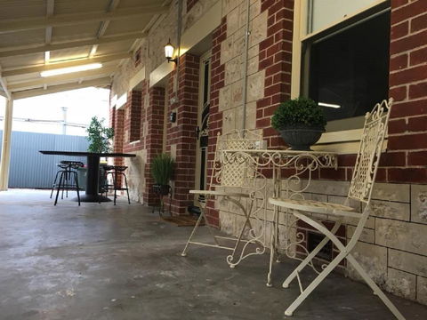 Two Cow Cottage Bed & Breakfast - Accommodation Melbourne 0