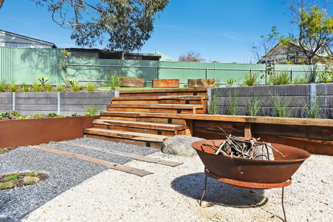 Port Of Call - Port Willunga - C21 SouthCoast Holidays - Accommodation Melbourne 2