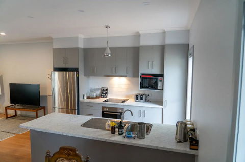 Gawler Townhouse 3 Bedroom - Accommodation Melbourne 4